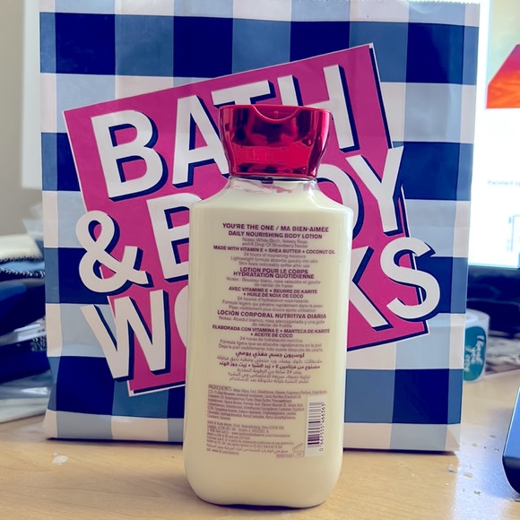 You’re the ONE body moisturizing lotion by Bath and Body Works - Picture 2 of 2